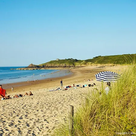 Les Bisquines De La Houle By Interhome * Cancale